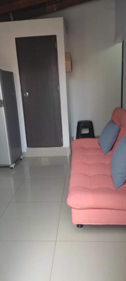 32 Confortable Apartamento Con Balcon En Laureles Estadio Apartment Medellin Exterior photo